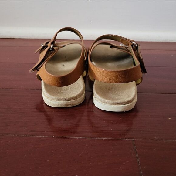 Cat & Jack tan leather toddler girl sandals - Picture 6 of 10